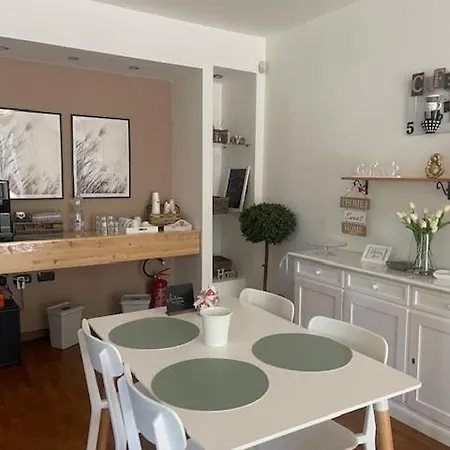Le 2 Perle 2.0 Guest house 4*