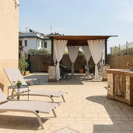 Le 2 Perle 2.0 بيت ضيافة بسكييرا ديل غاردا